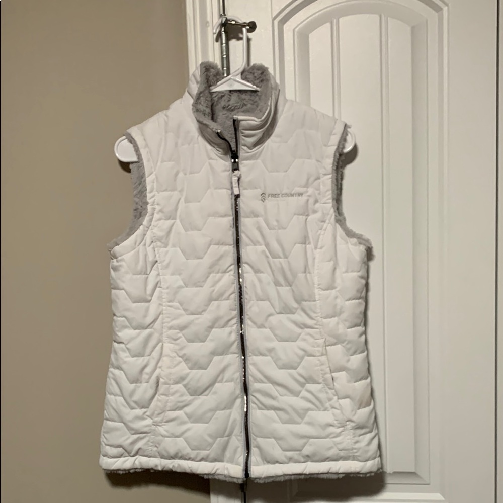 Free Country Women's White Quilted Vest